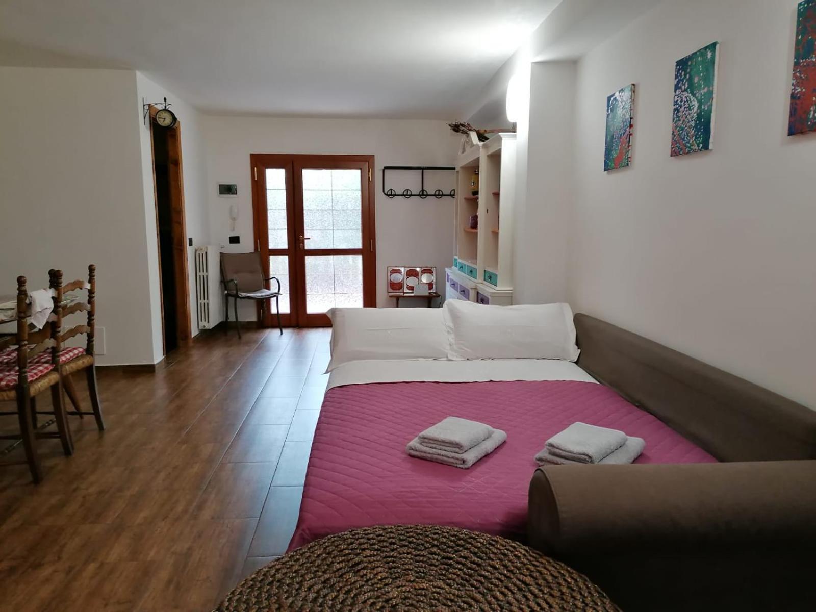 Open Space Naviglio ミラノ エクステリア 写真